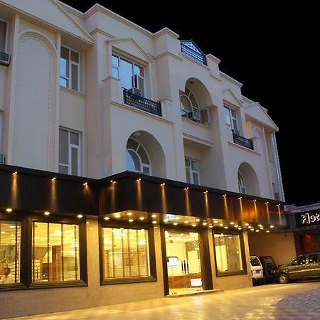 Hotel Maharaja Katra  Εξωτερικό φωτογραφία
