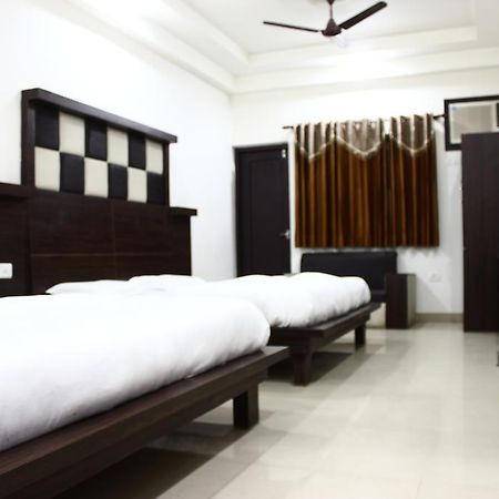 Hotel Maharaja Katra  Δωμάτιο φωτογραφία