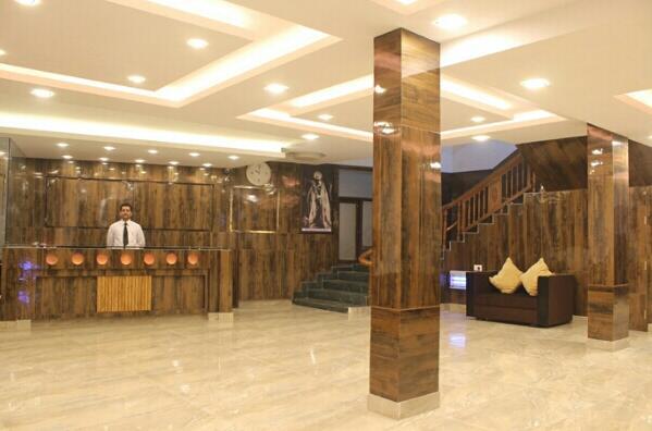 Hotel Maharaja Katra  Εξωτερικό φωτογραφία